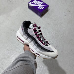 Nike SB Air Max 95 Cactus Flower UK 10